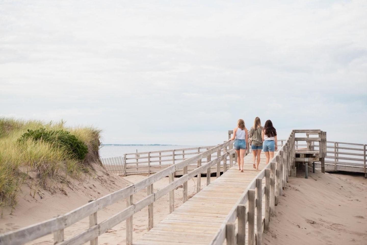 Waterfront Cottage "The Dream" With Private Hot Tub Shediac Exterior foto
